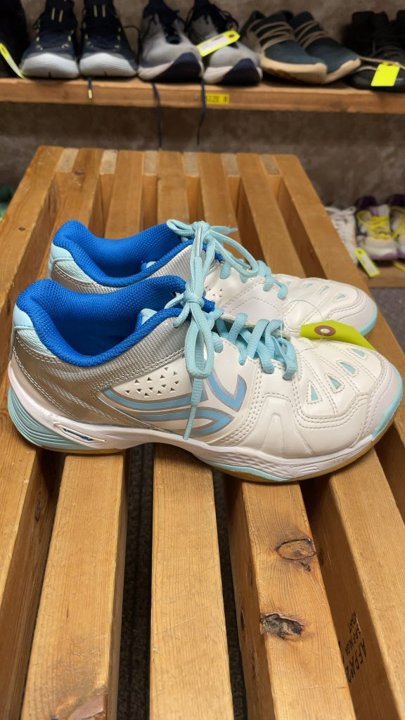 Artengo Size 7 Court Shoes - Blue/White