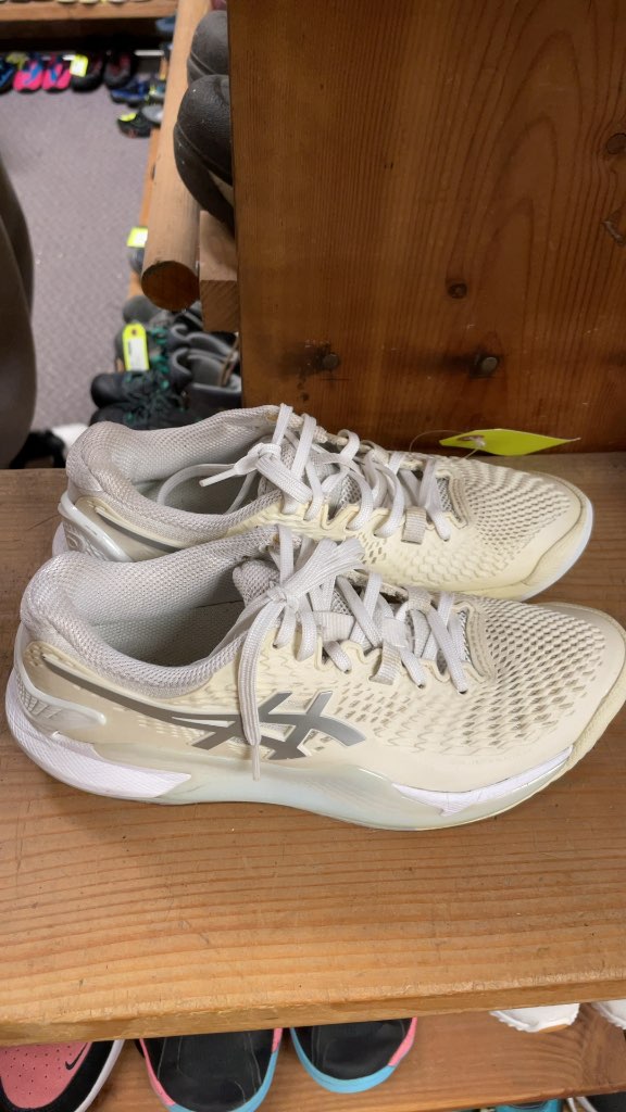 ASICS White Court Shoes Size 6.5