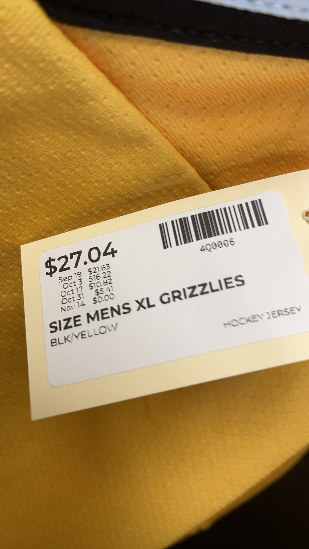 Athletic Knit Grizzlies Mens XL Hockey Jersey Yellow/Black #22