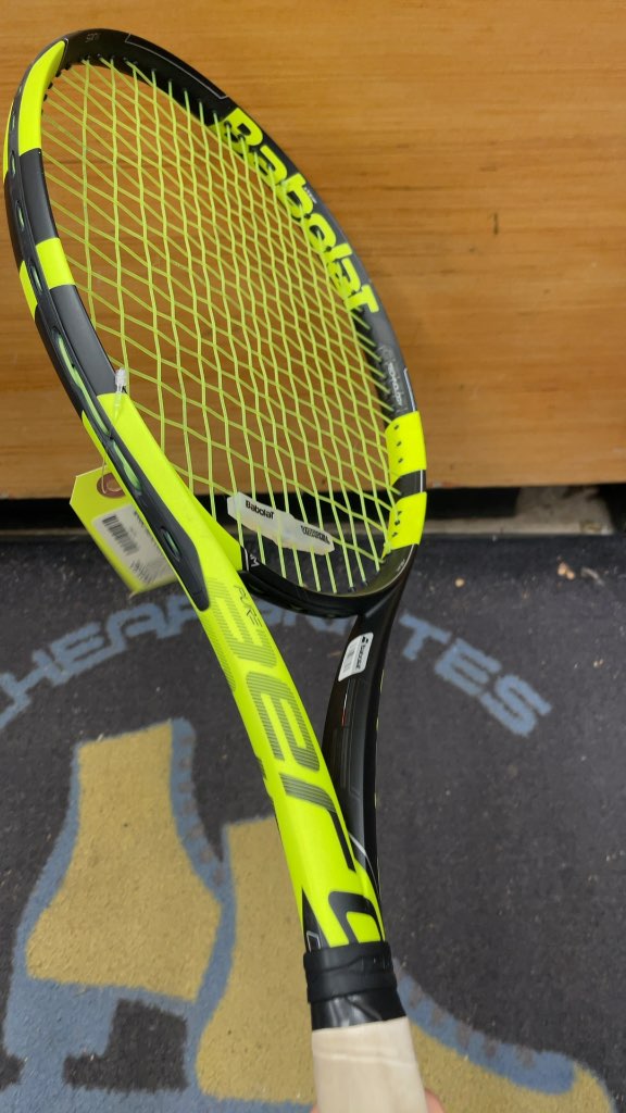 Babolat Pure Aero Tennis Racquet - 4 1/4 Grip