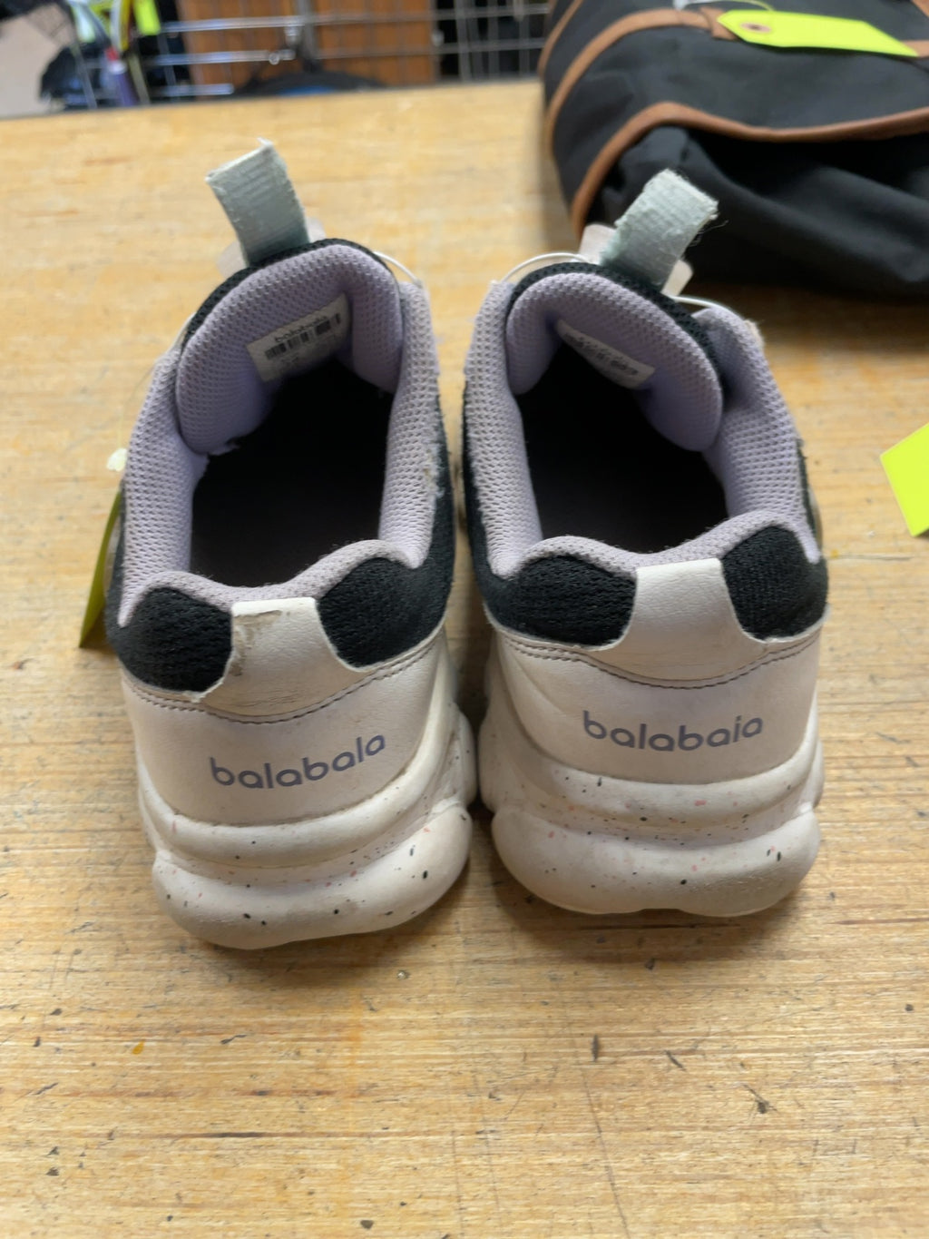 Balabala Sneakers Size 5 Dial-Lace White/Black/Purple