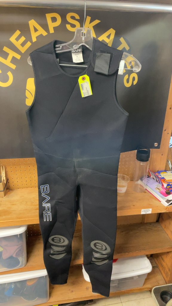 Bare Velocity Sleeveless Wetsuit - Size Medium