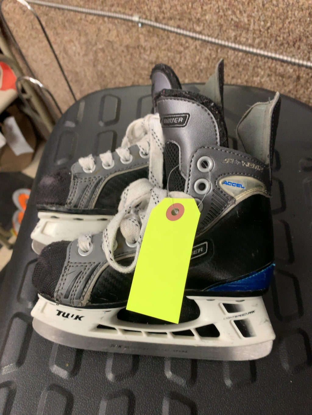 Bauer Accel Size 11C Hockey Skates