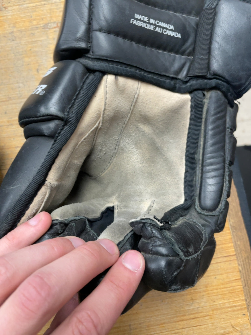 Bauer Armour Foam 14" Hockey Gloves