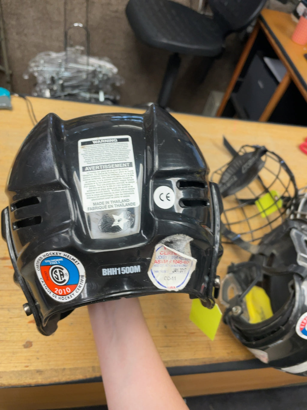 Bauer BHH1500M Skating Helmet - Black - 56-60cm