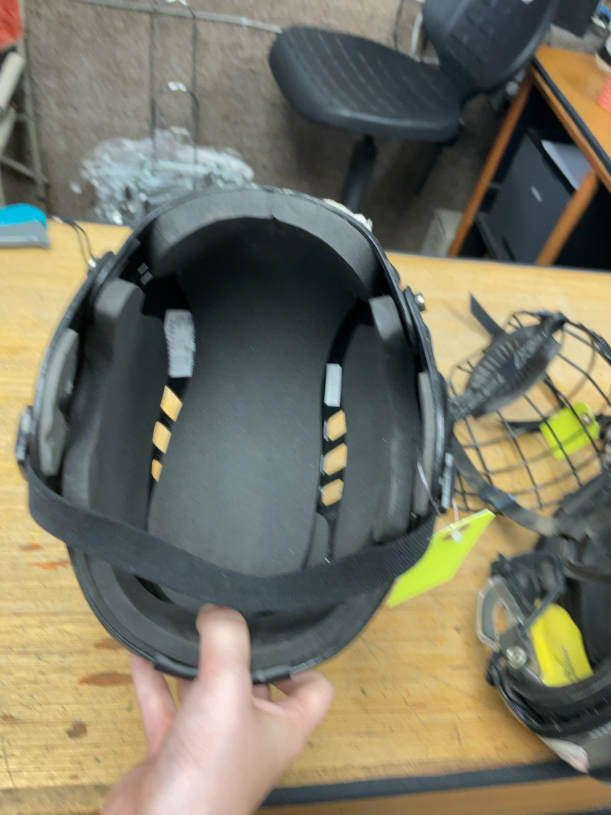 Bauer BHH1500M Skating Helmet - Black - 56-60cm