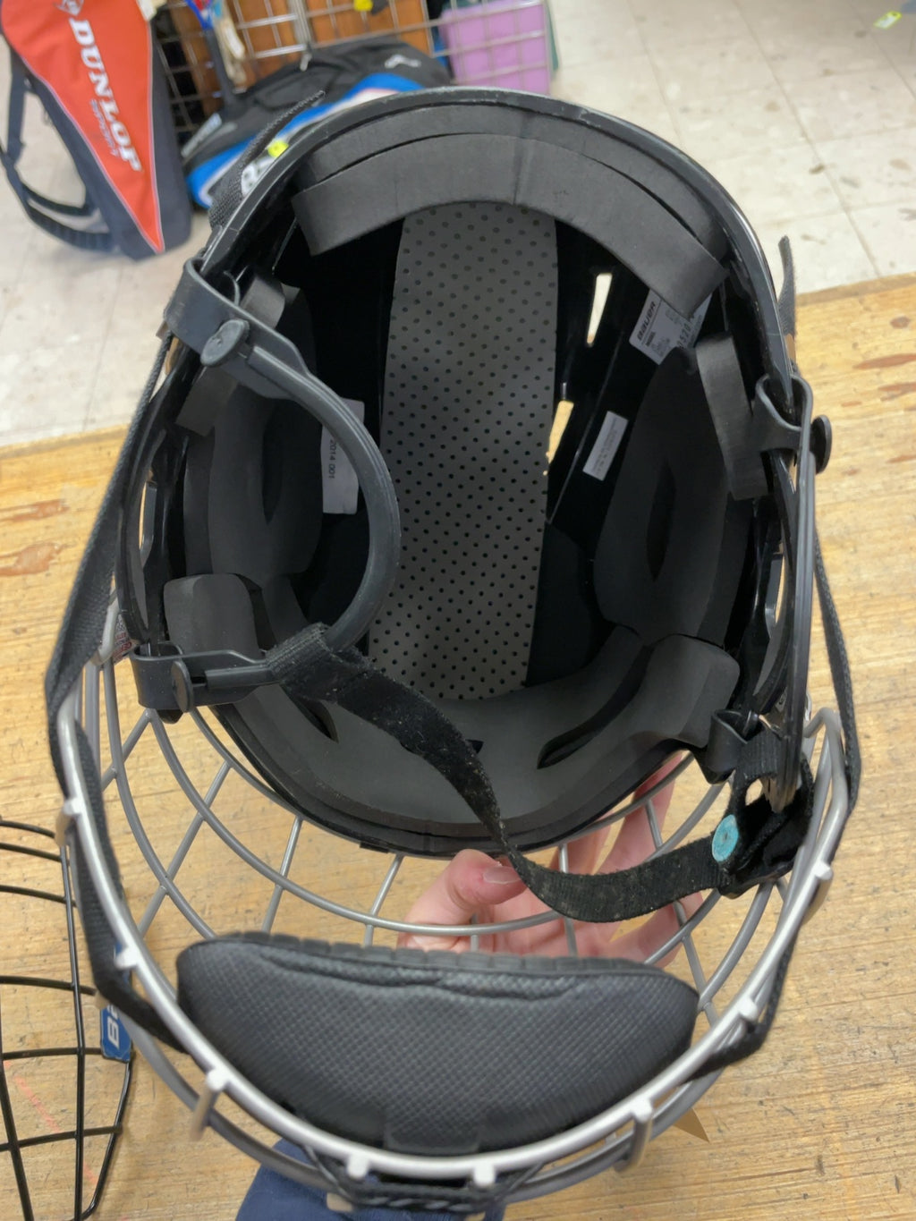 Bauer BHH2100 Size Large 56-61cm Hockey Helmet