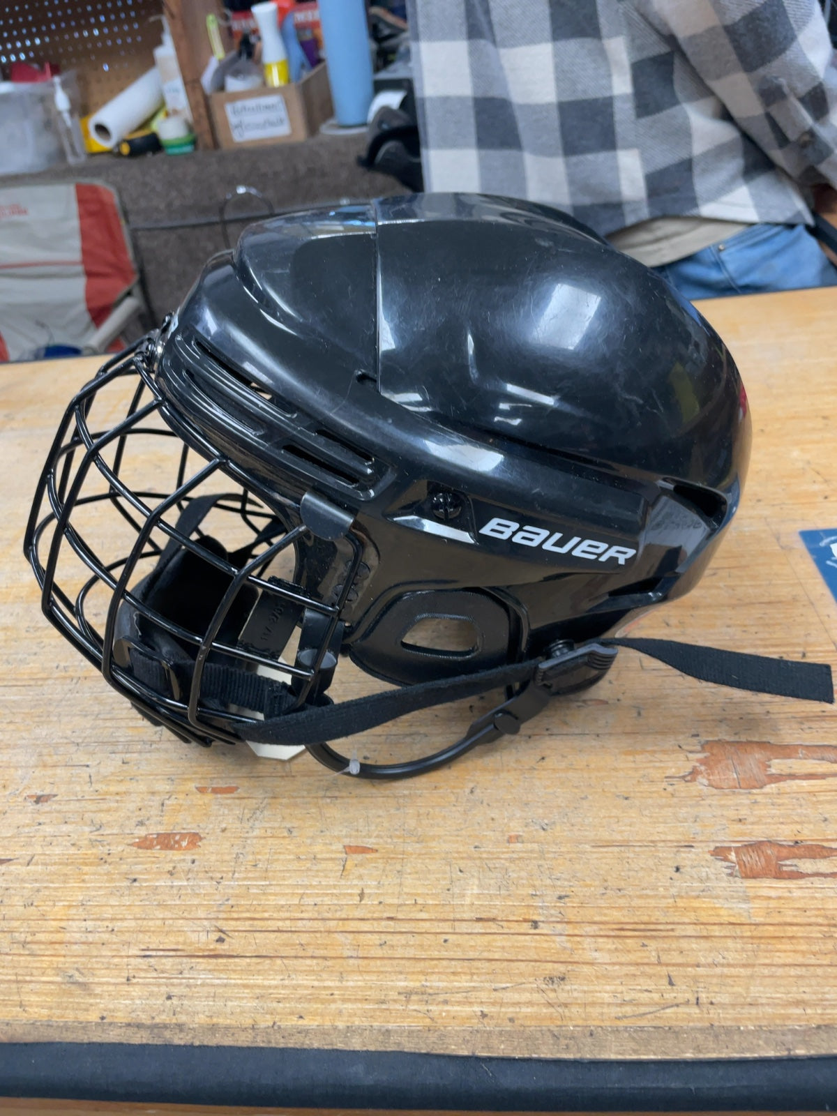 Bauer BHH2100S 52-57cm Hockey Helmet with Cage