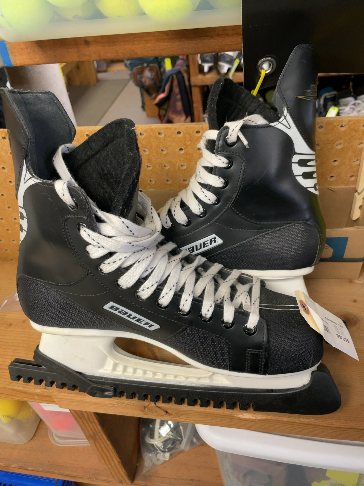 Bauer Charger Size 10 Hockey Skates