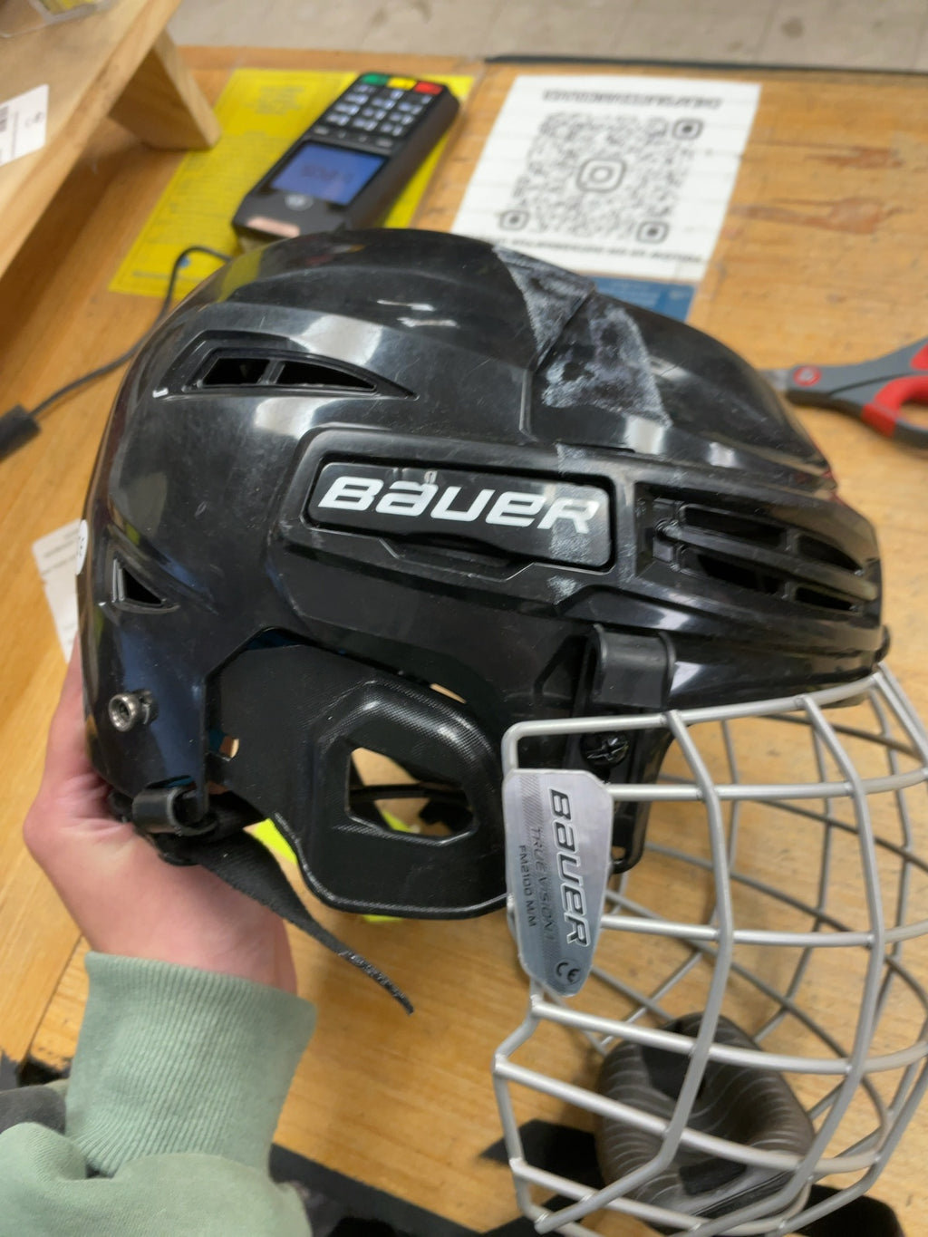 Bauer Hockey Helmet 48-53.5 Black