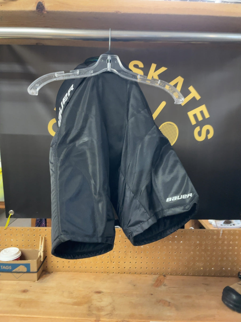 Bauer Hockey Pants JR Medium Black *NEW*