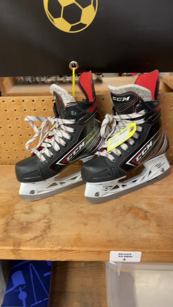 Bauer Hockey Skates Size 2.5