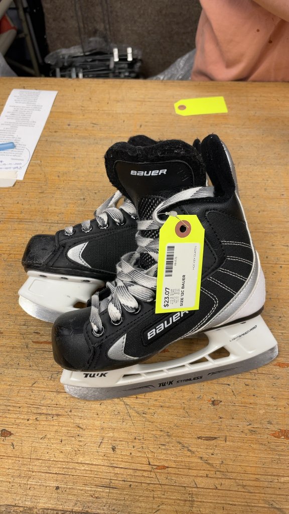 Bauer Lightspeed Pro Youth Hockey Skates - Size 12C
