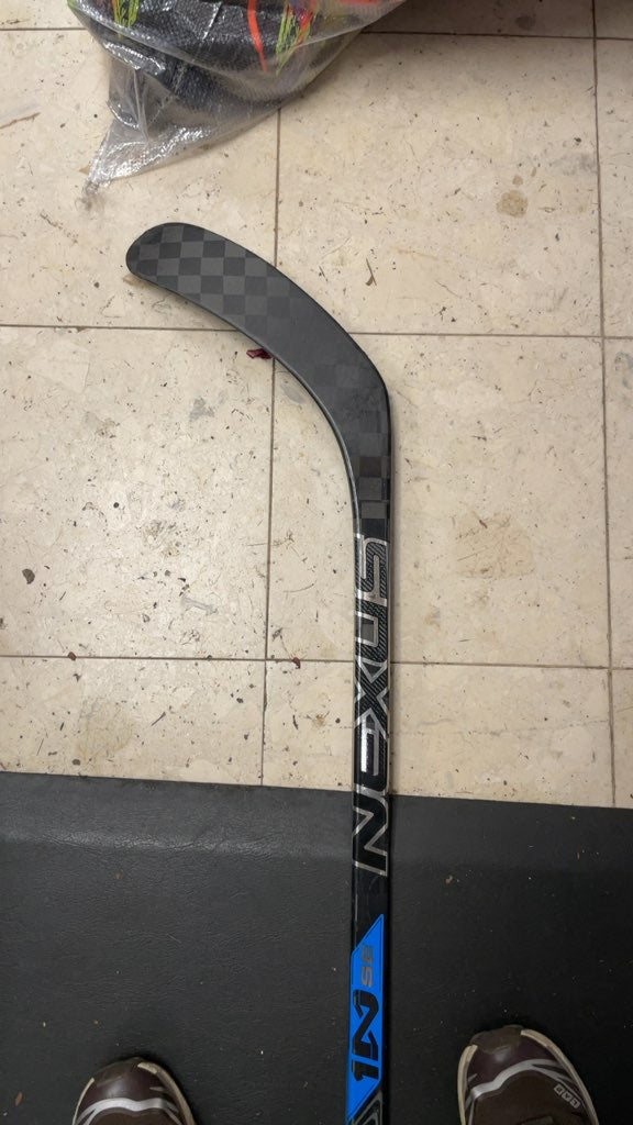 Bauer Nexus 1N SE Right Hand Hockey Stick
