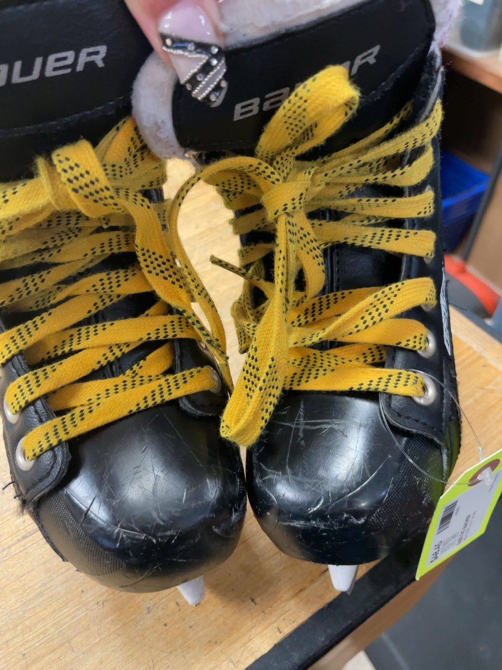 Bauer Nexus 22 Size 11C Hockey Skates