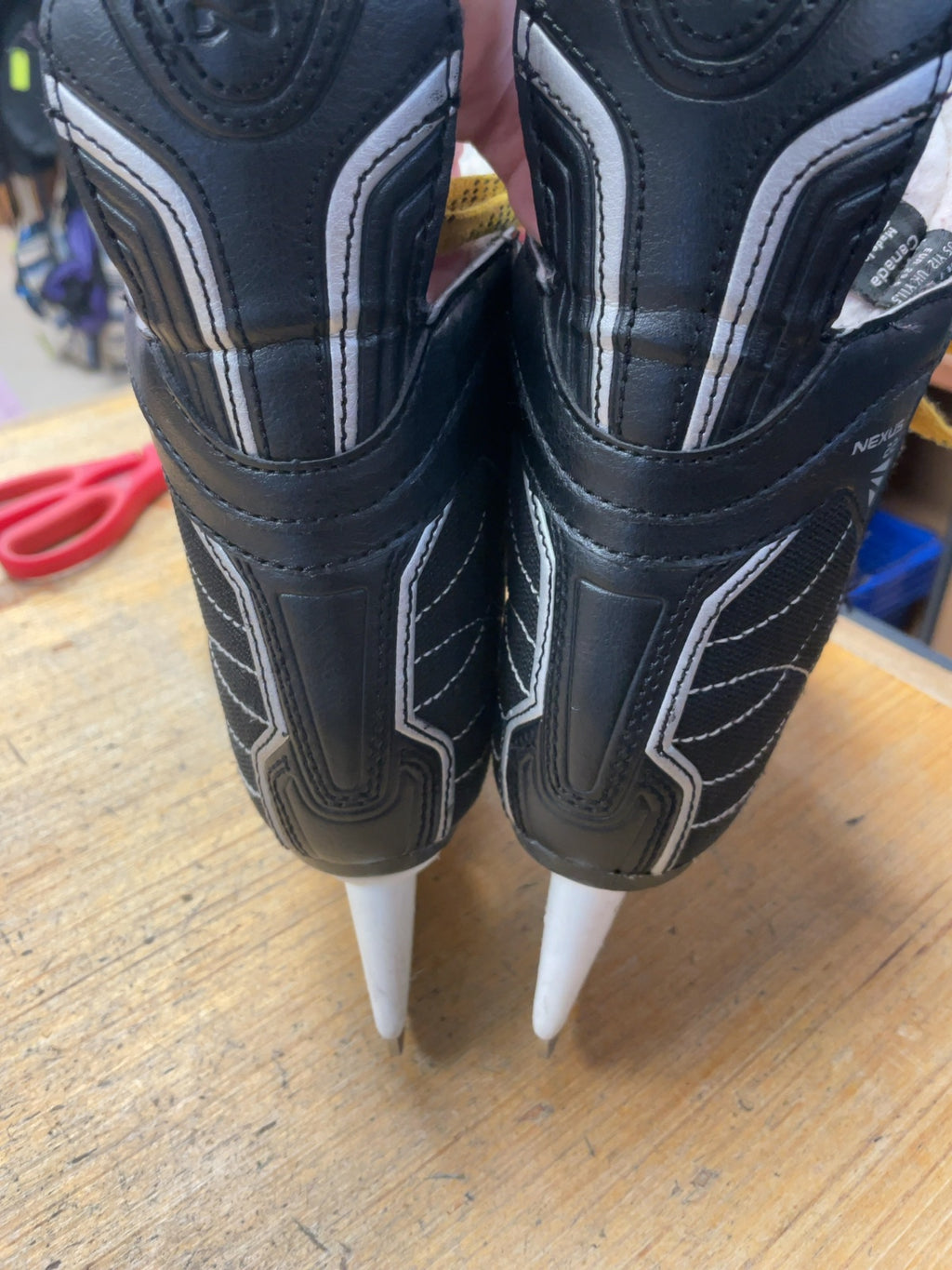Bauer Nexus 22 Size 11C Hockey Skates