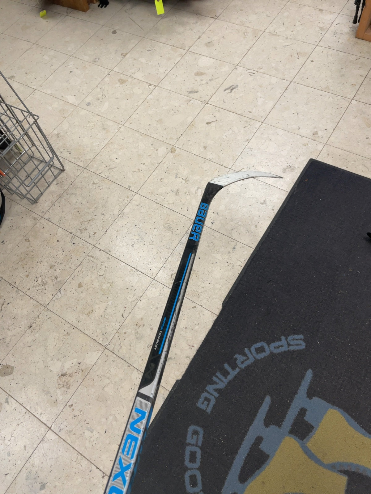 Bauer Nexus 2700 Junior 40 Flex LH Hockey Stick