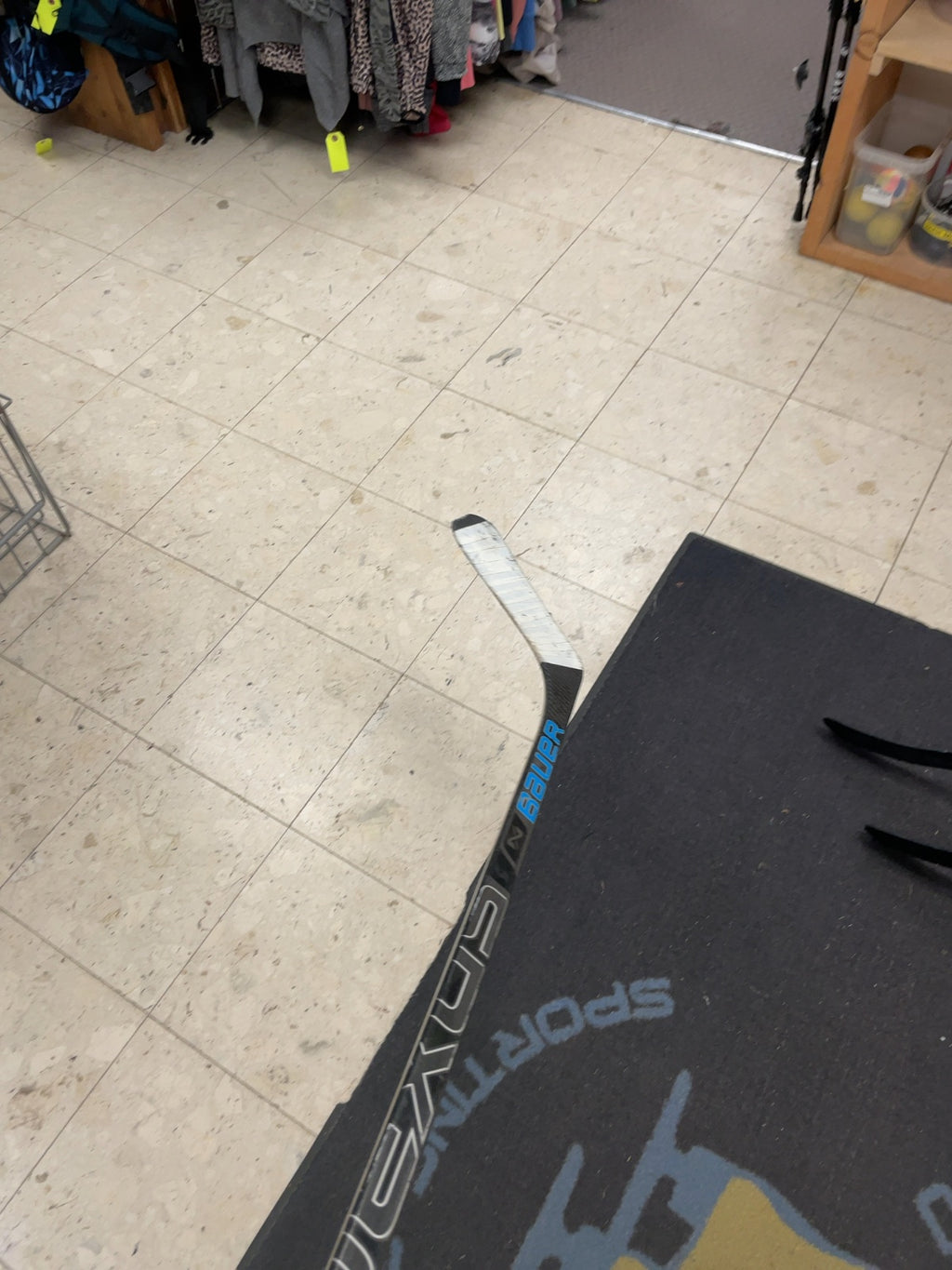Bauer Nexus 2700 Junior 40 Flex LH Hockey Stick