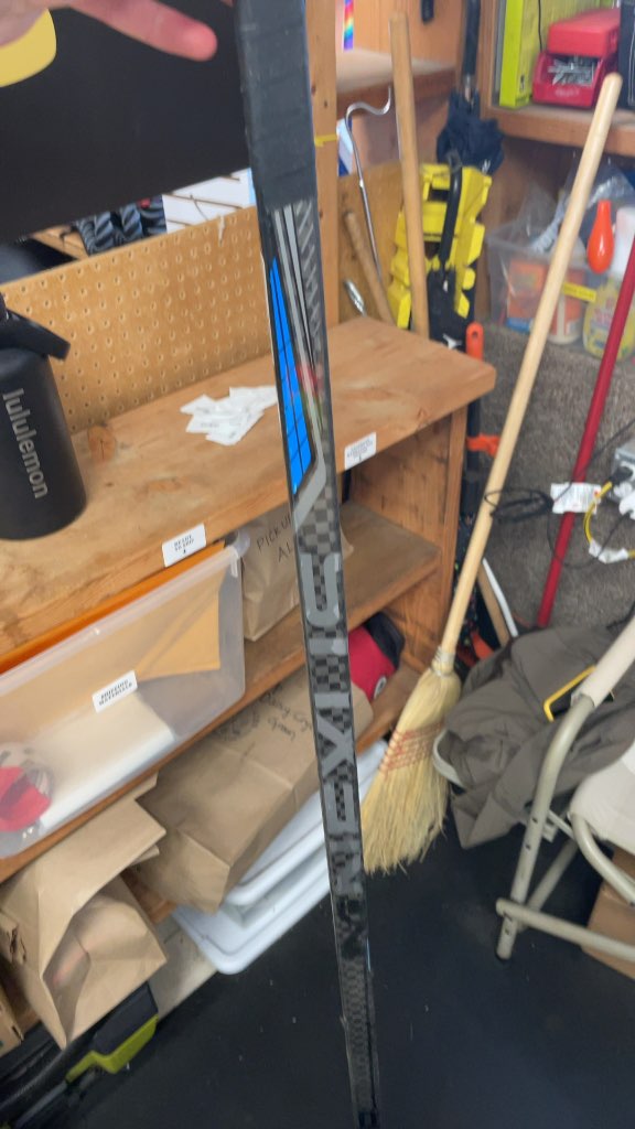 Bauer Nexus 8000 RH Hockey Stick - 77 Flex P92