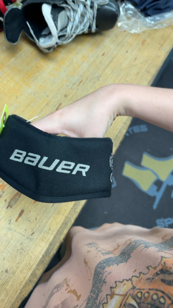 Bauer NLP7 Hockey Neck Guard
