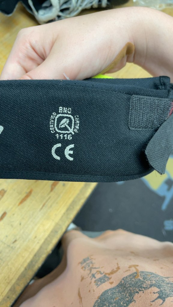 Bauer NLP7 Hockey Neck Guard