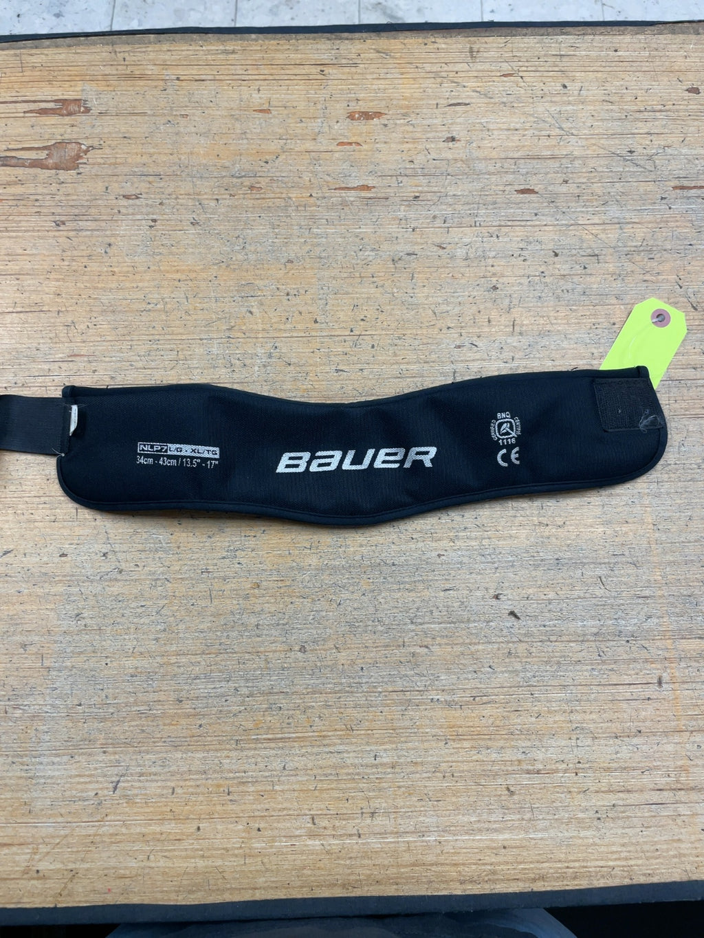 Bauer NLP7 Hockey Neck Guard - L/XL