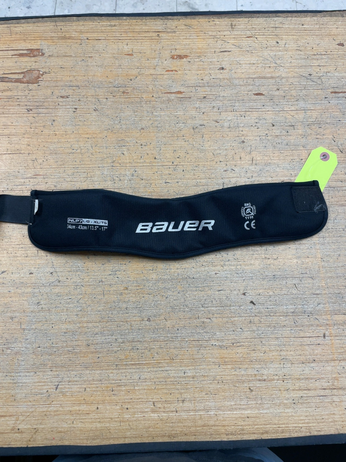 Bauer NLP7 Hockey Neck Guard - L/XL