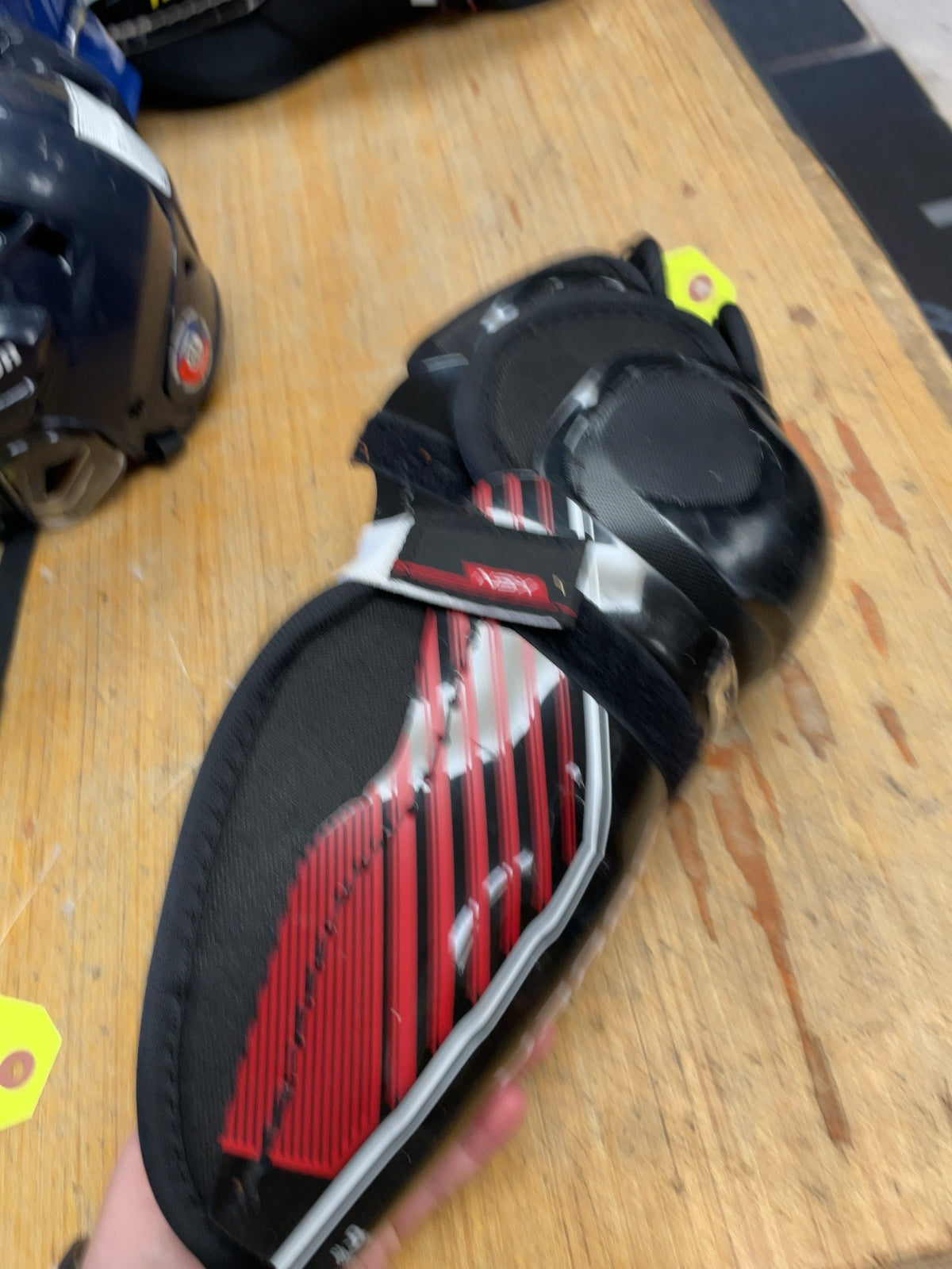 Bauer NSX 9" Hockey Shin Pads