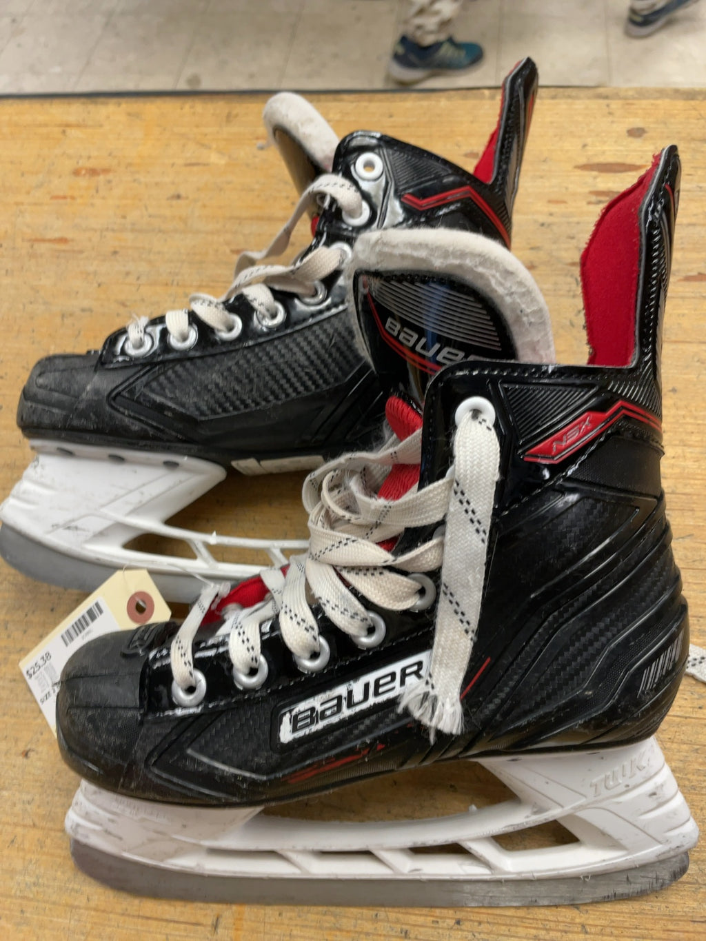 Bauer NSX Size 2 Hockey Skates