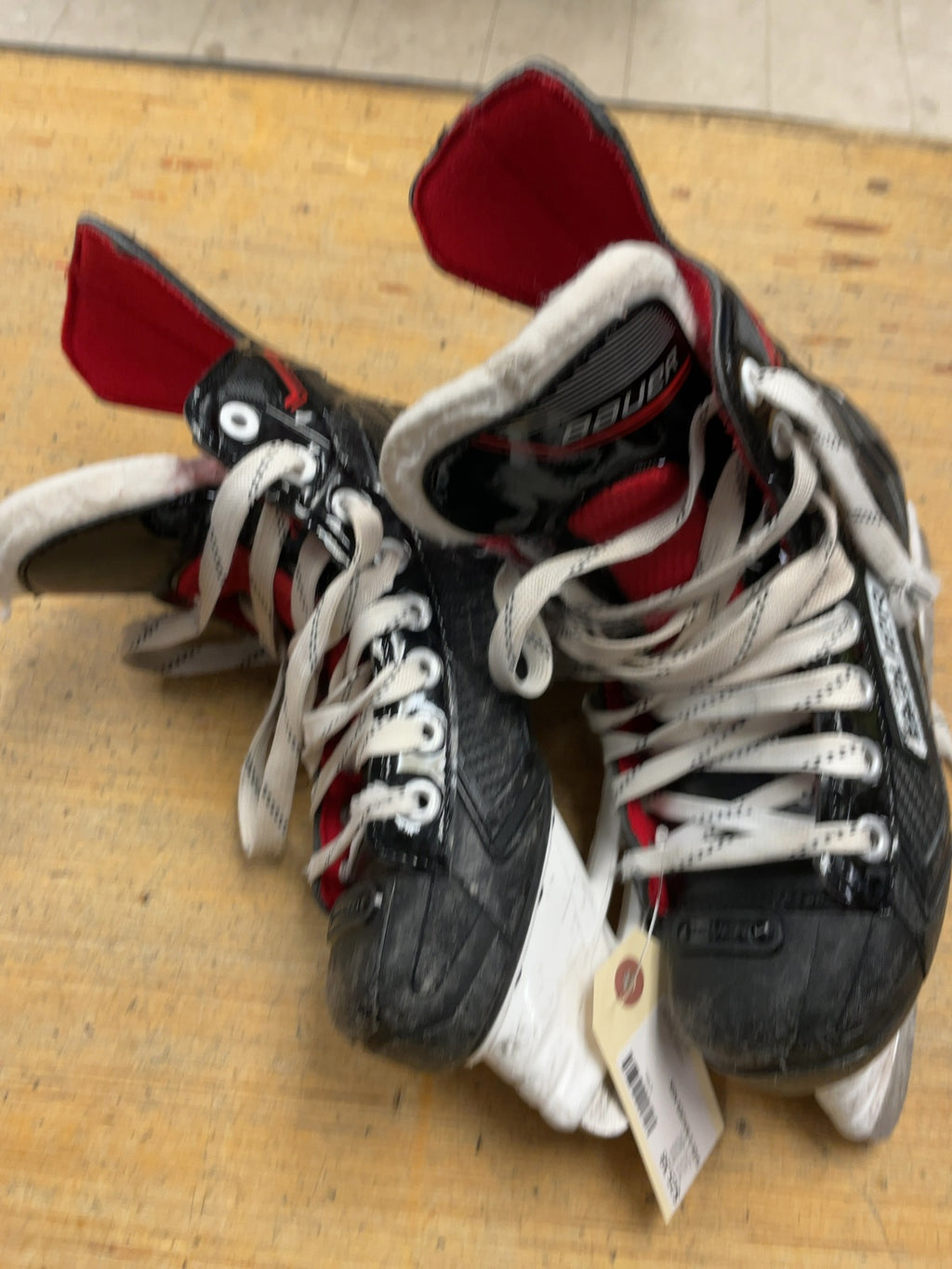 Bauer NSX Size 2 Hockey Skates