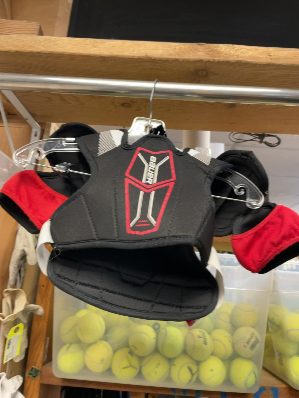 Bauer NSX Youth Small Shoulder Pads
