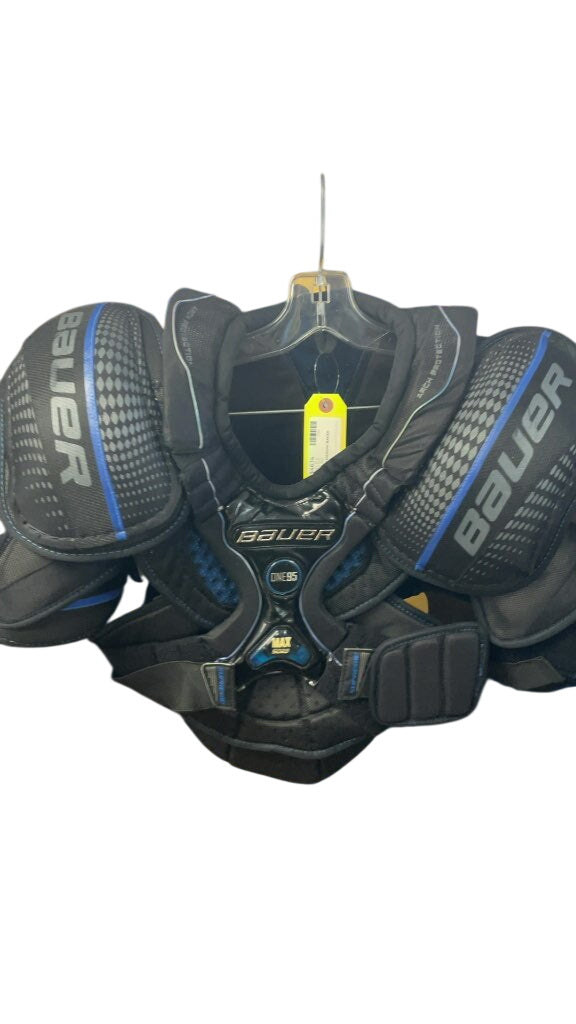 Bauer ONE95 Senior Medium Hockey Shoulder Pads