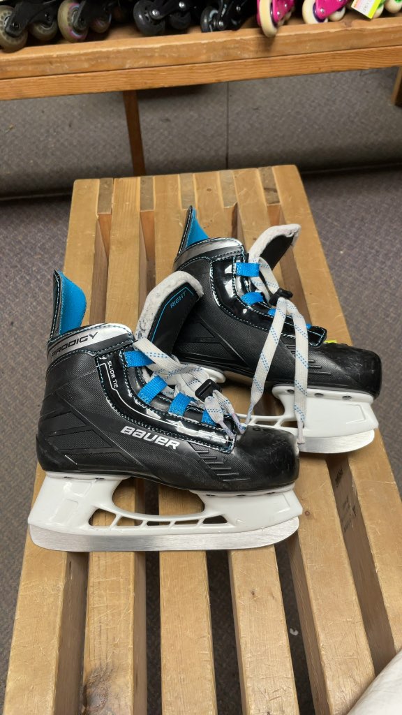 Bauer Prodigy Youth Hockey Skates - Size 13C