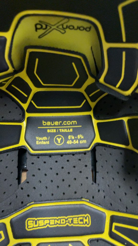 Bauer RE-AKT 100 Youth Hockey Helmet