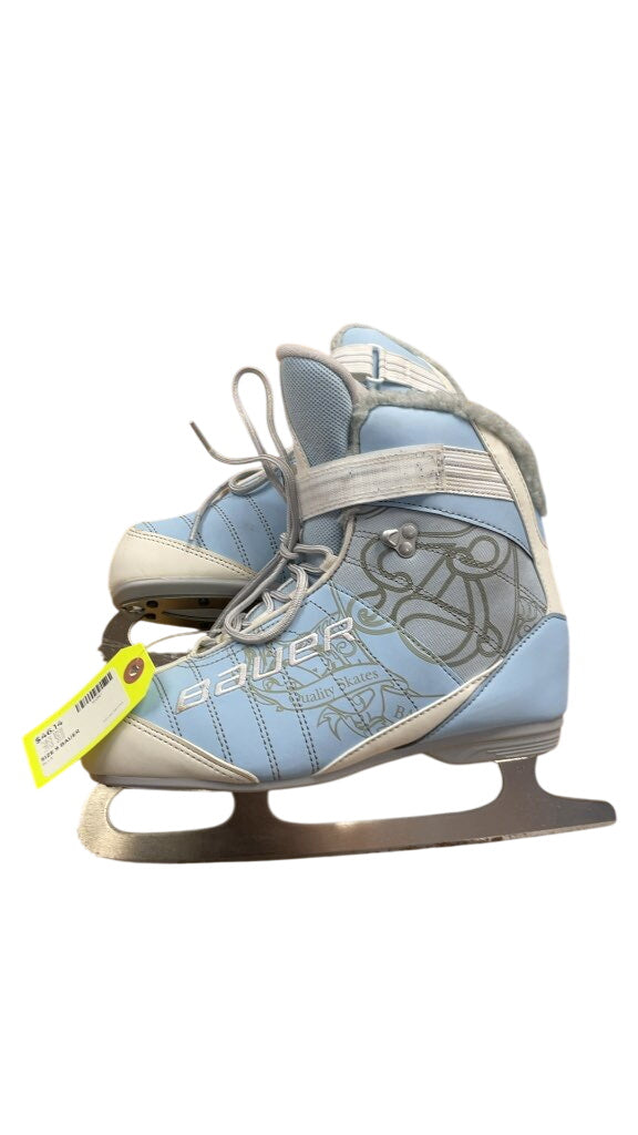 Bauer Size 9 Figure Skates - Blue