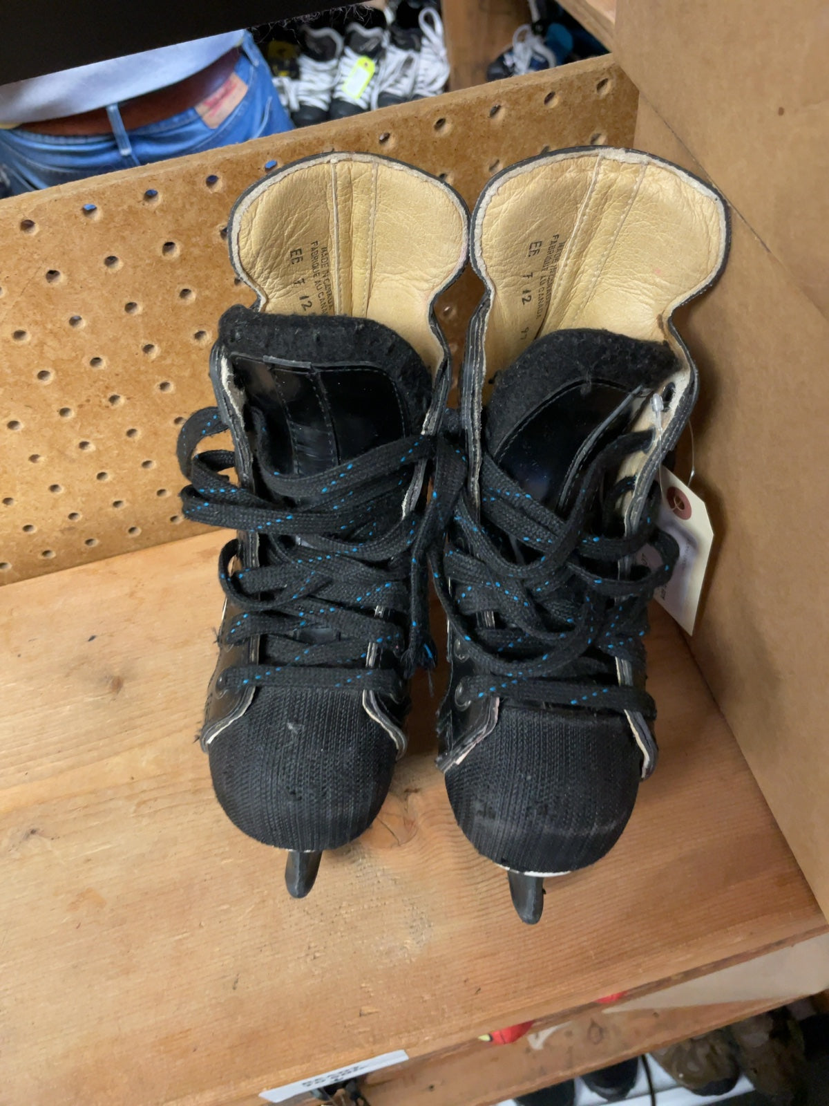 Bauer Supreme 1000 Size 12C Hockey Skates