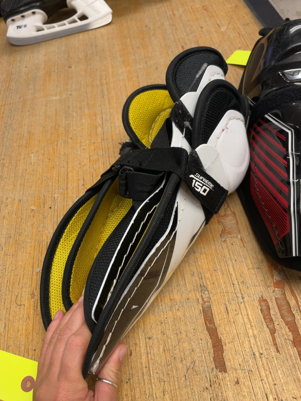 Bauer Supreme 150 10" Hockey Shin Pads