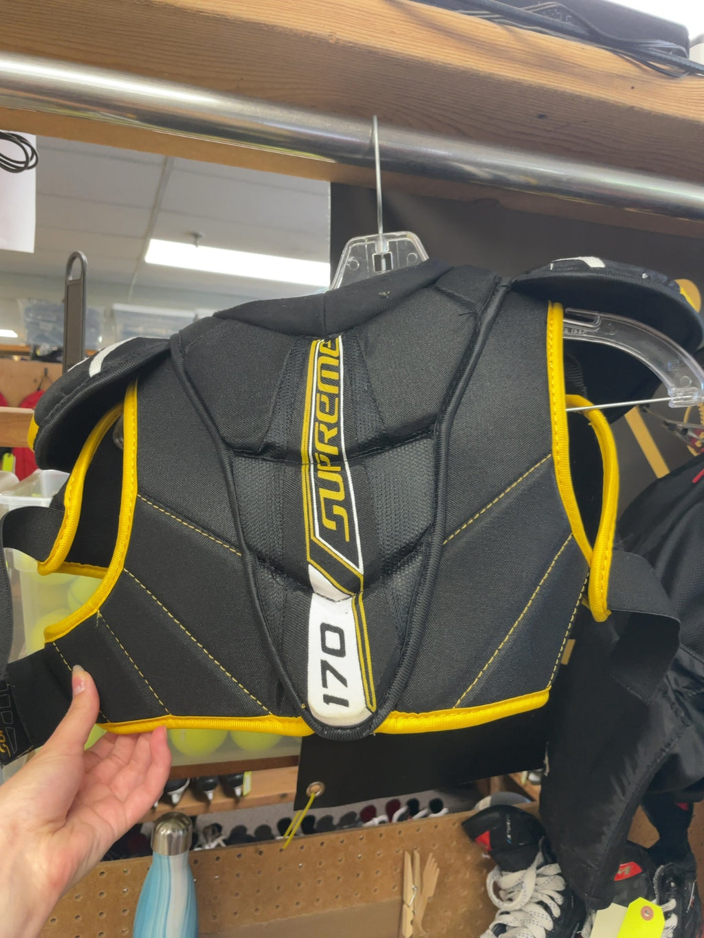 Bauer Supreme 170 JR Small Hockey Shoulder Pads