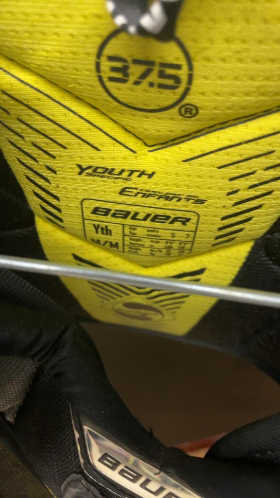 Bauer Supreme 1S Youth Hockey Shoulder Pads