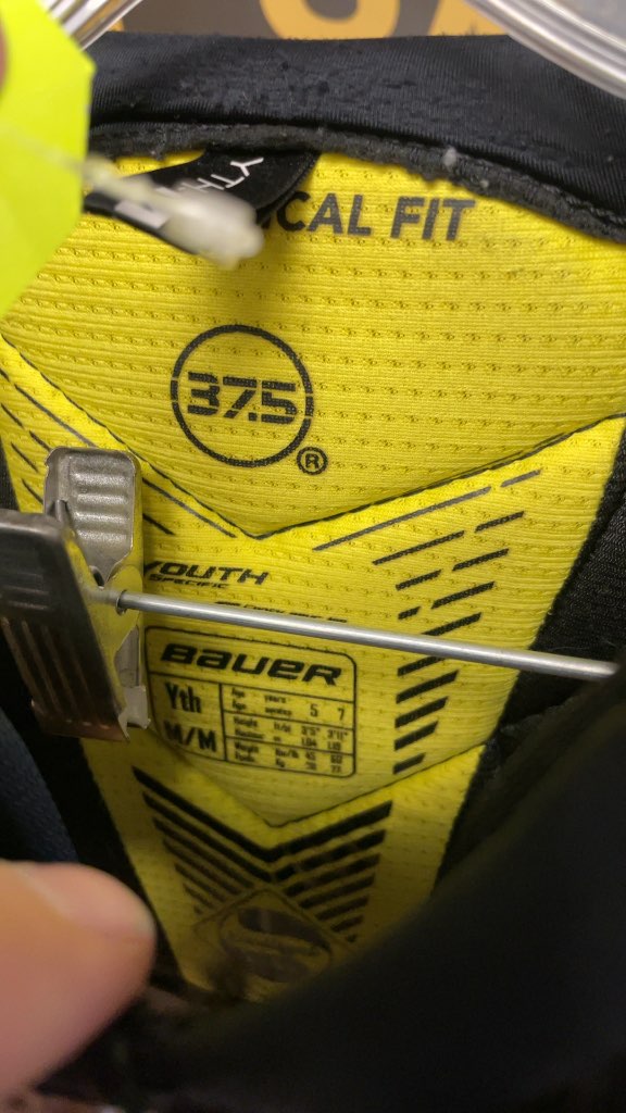 Bauer Supreme 1S Youth Hockey Shoulder Pads - Medium