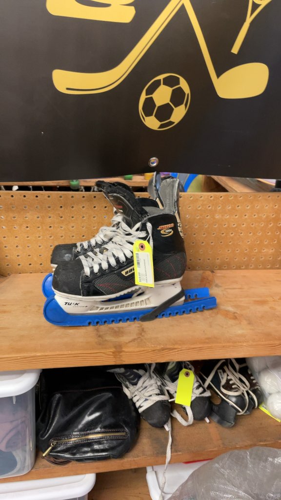 Bauer Supreme 2000 Hockey Skates - Size 6