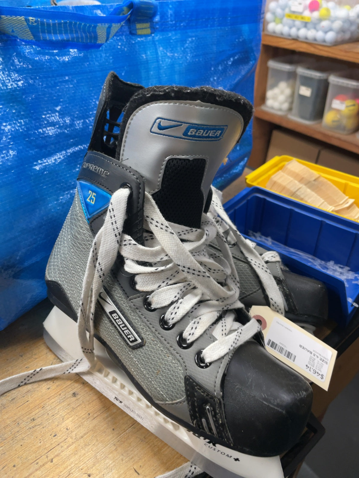 Bauer Supreme 25 Size 4.5 Hockey Skates