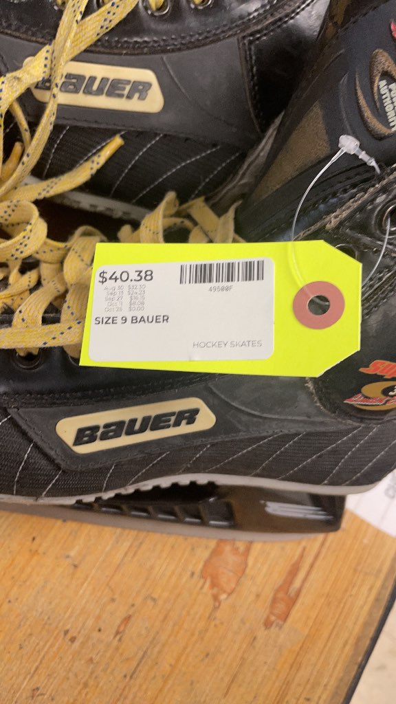 Bauer Supreme 3000 Limited Edition Hockey Skates - Size 9