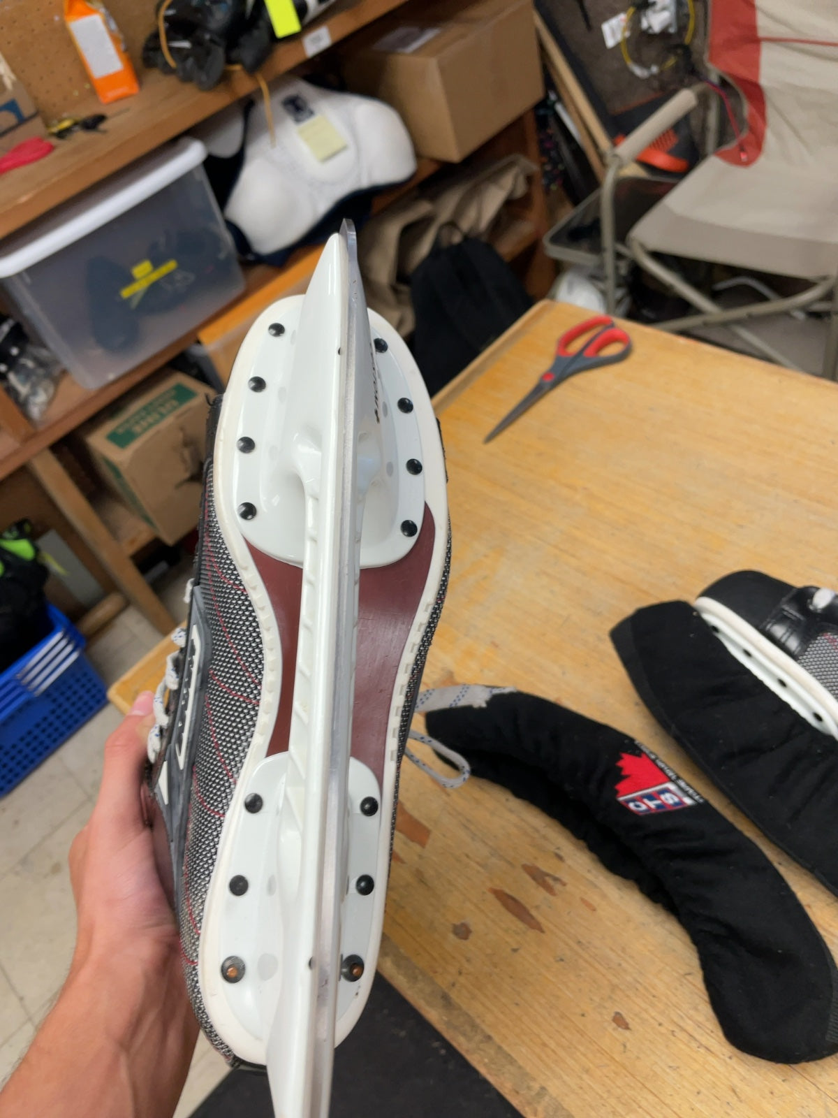 Bauer Supreme 3000 Size 10.5 Hockey Skates