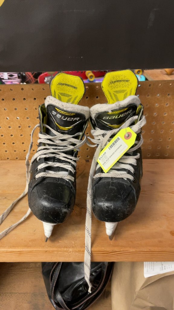 Bauer Supreme 3S Hockey Skates - Size 13.5C