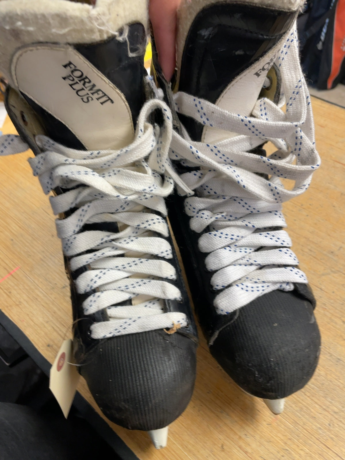Bauer Supreme Custom 2000 Size 9 Hockey Skates