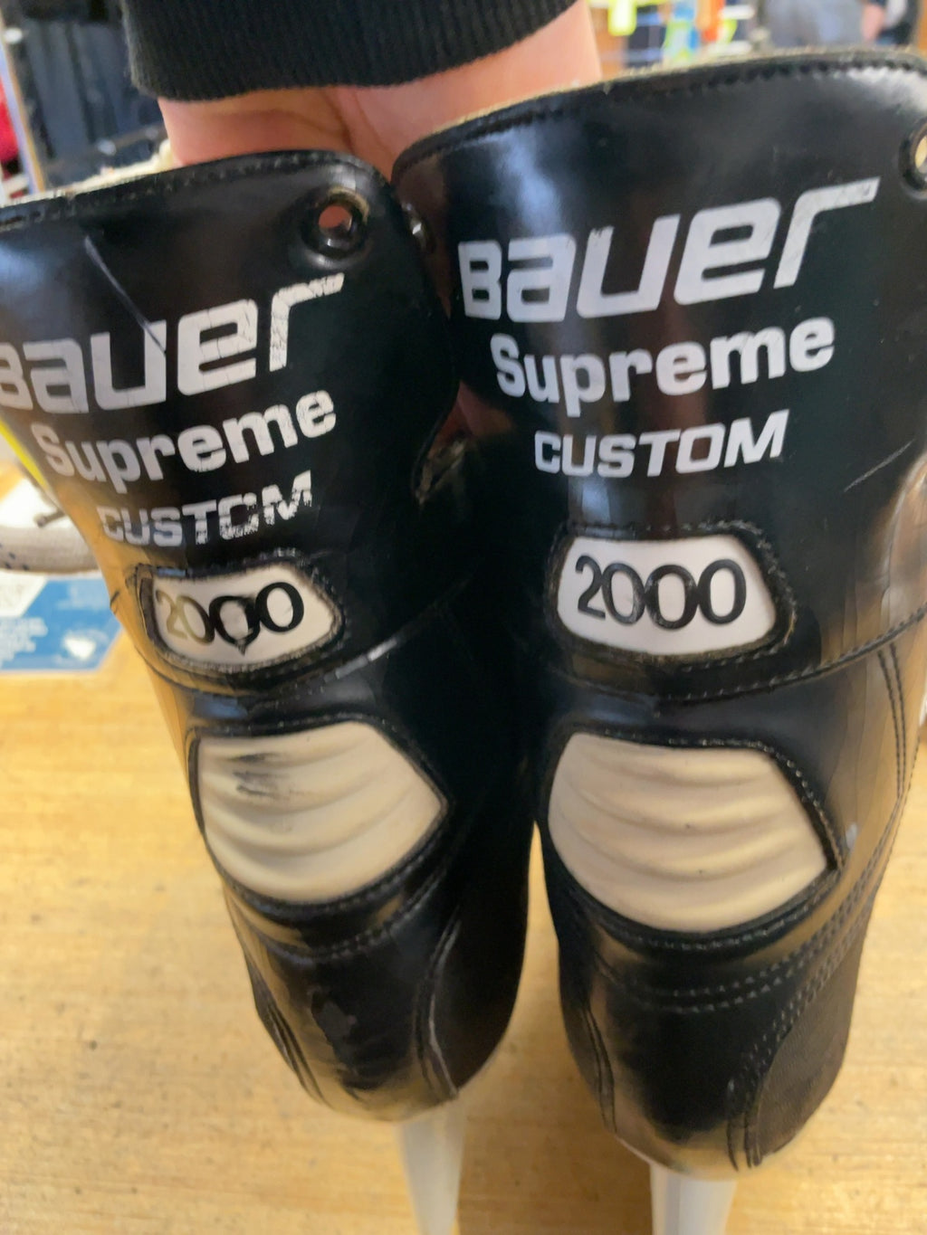 Bauer Supreme Custom 2000 Size 9 Hockey Skates
