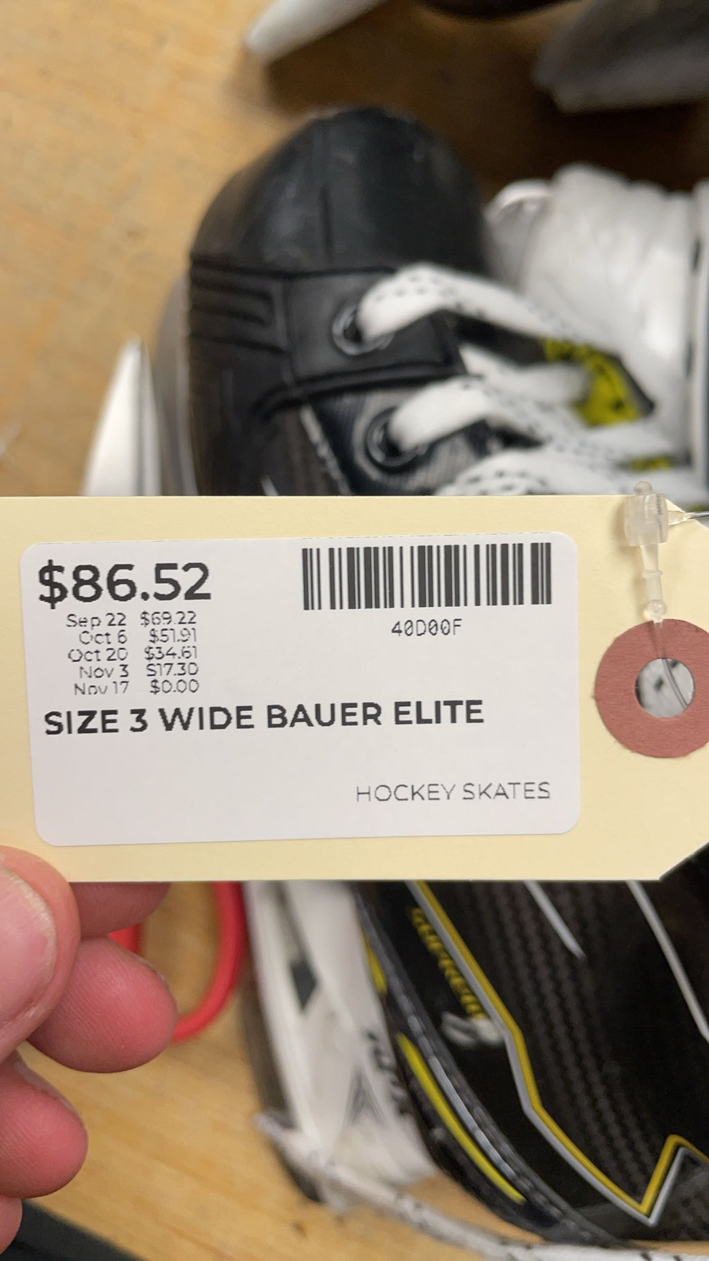 Bauer Supreme Elite Size 3 EE Hockey Skates