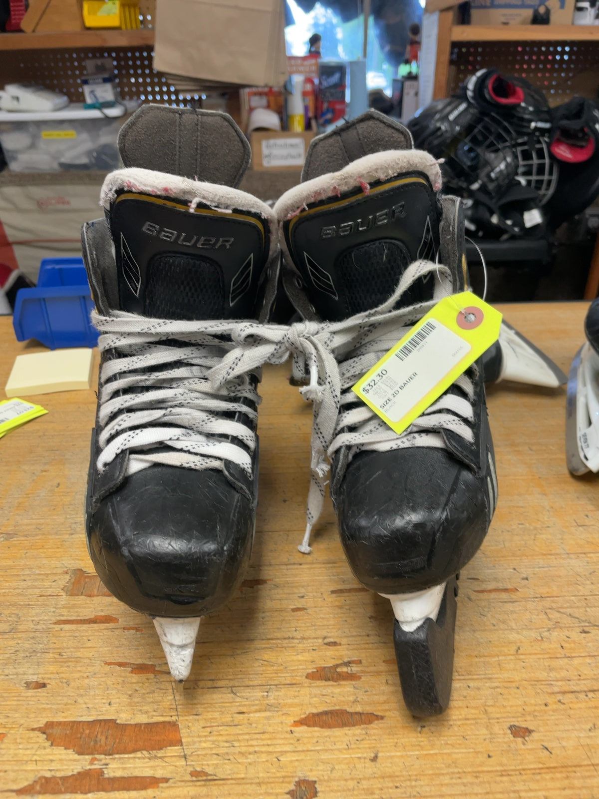 Bauer Supreme Hockey Skates - Size 2D