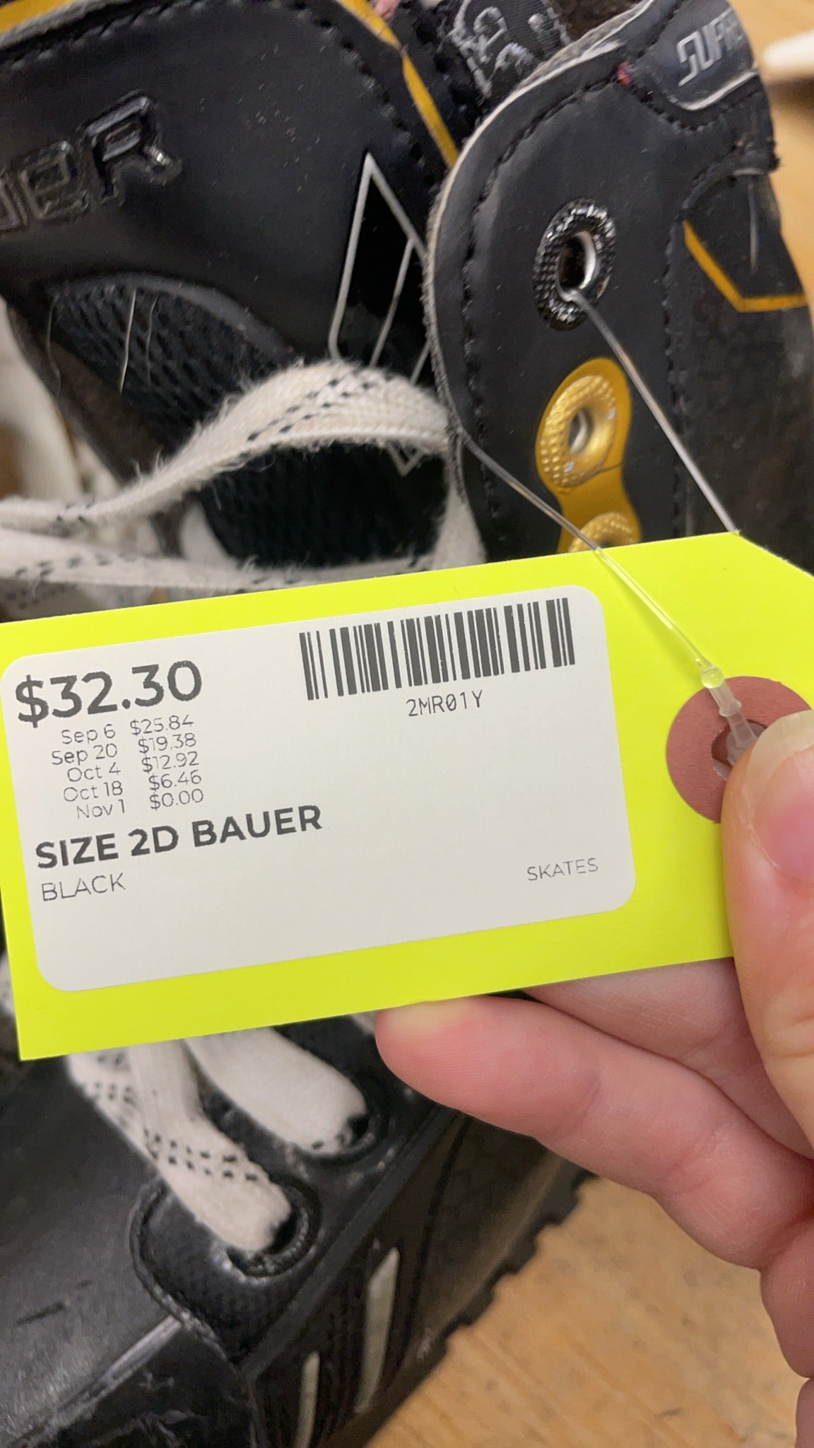 Bauer Supreme Hockey Skates - Size 2D